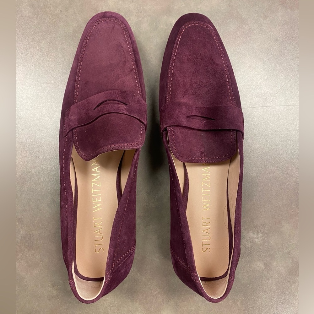 Stuart Weitzman Jet Loafers in Aubergine Size 10.5B